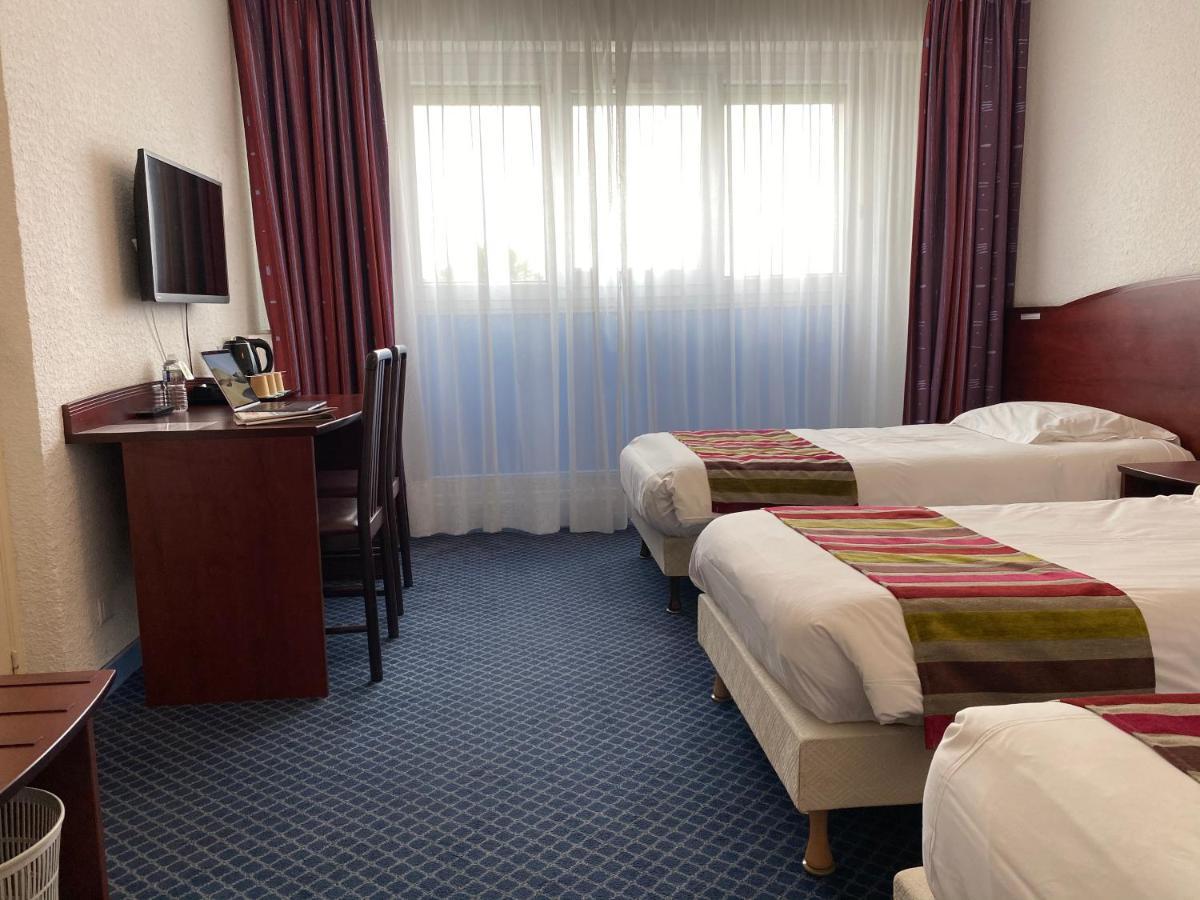 Hotel Logis Fontaine 2*