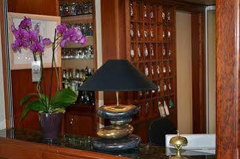 Logis Fontaine Hotel 2*