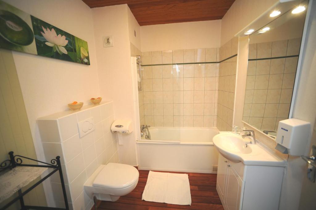 Logis Fontaine Hotel 2*